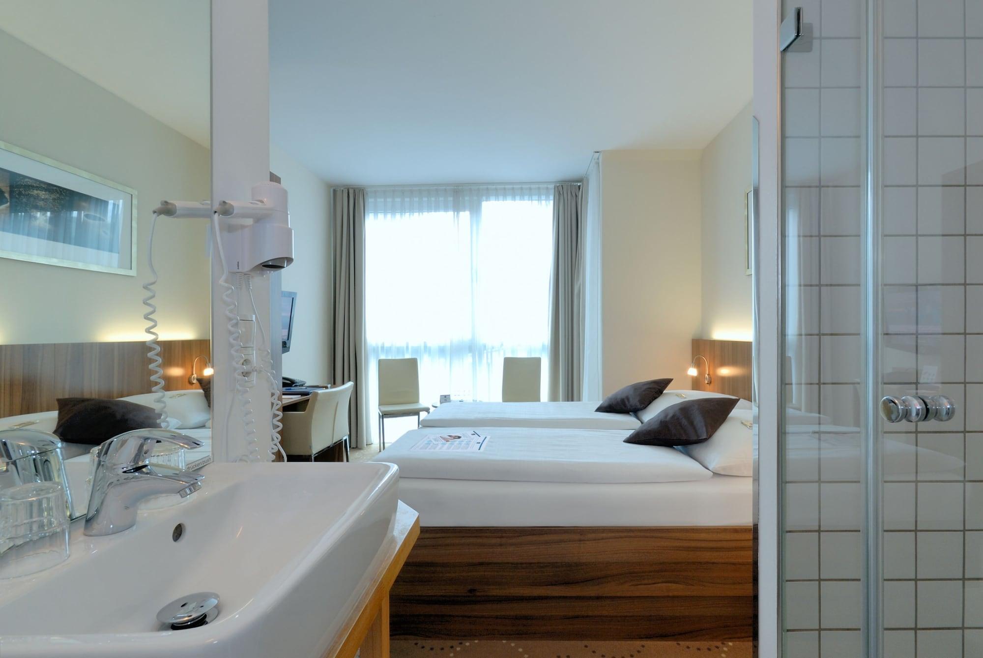 B&B Hotel Berlin-Mitte Exterior photo