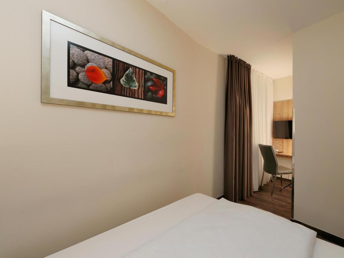 B&B Hotel Berlin-Mitte Exterior photo